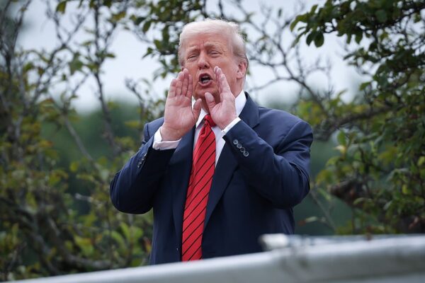 Дзвінок до Києва. Підготовка саміту Путін – Трамп