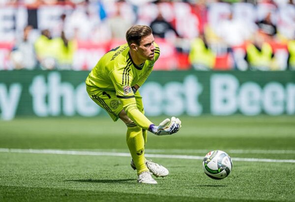 Керівництво Барселони планує покарати тер Штегена за непокору