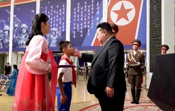 Кім Чен Ин пообіцяв “прекрасне життя” родинам вбитих солдатів