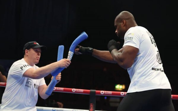 Кінець співпраці: тренер Дюбуа пішов з команди