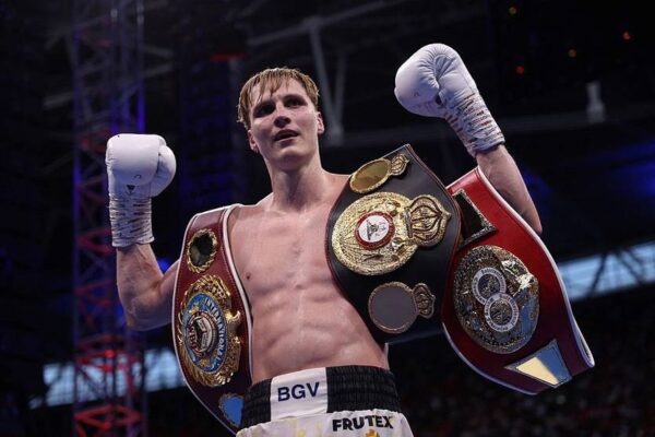 Лапін розкрив плани Усика щодо кількості майбутніх поєдинків