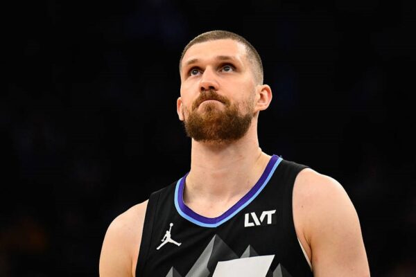 Михайлюк повідомив, чому не зіграє за збірну у кваліфікації до ЧС