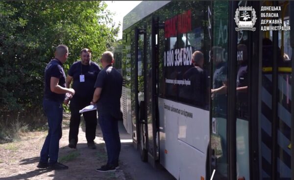 На Донеччині розпочалася примусова евакуація з п’яти населених пунктів