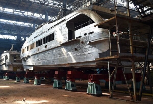 Найбільший суднобудівний завод РФ позбудеться 70% співробітників