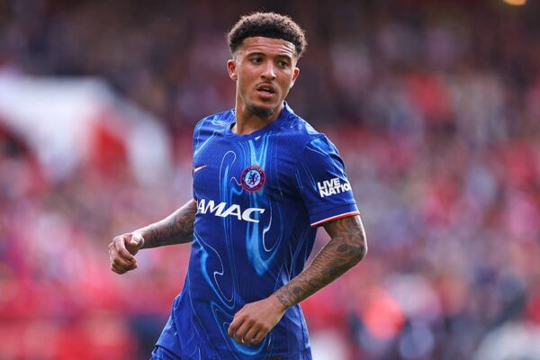 Непотрібний у МЮ вінгер зацікавив команду Довбика