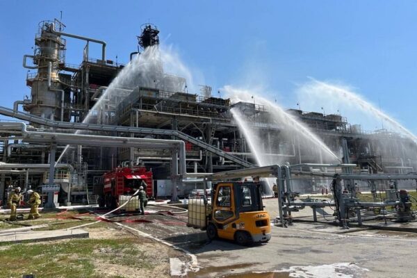 Пожежу на Новошахтинському НПЗ гасили п&rsquo;ять днів