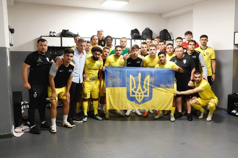 Новини спорту - Прапор України став каменем спотикання на матчі другого кола ЛК