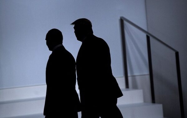 Путін повезе Трампу “історичні матеріали” про Україну – ЦПД