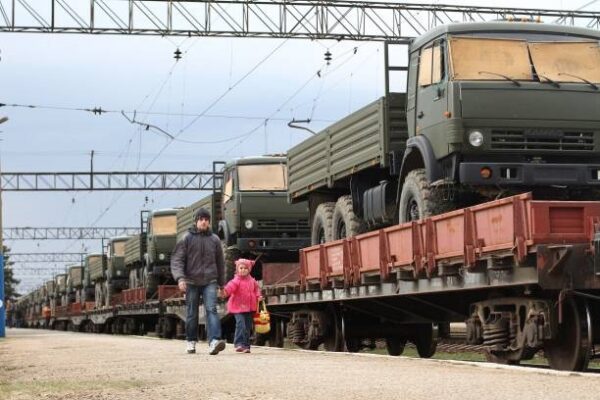 Росія перекидає техніку на Запоріжжі – Андрющенко