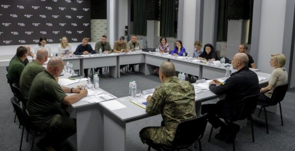 Шмигаль анонсував “дорожню карту” для звільнених полонених