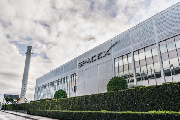 SpaceX закуповуватиме сплави у корейської Sphere до 2035 року