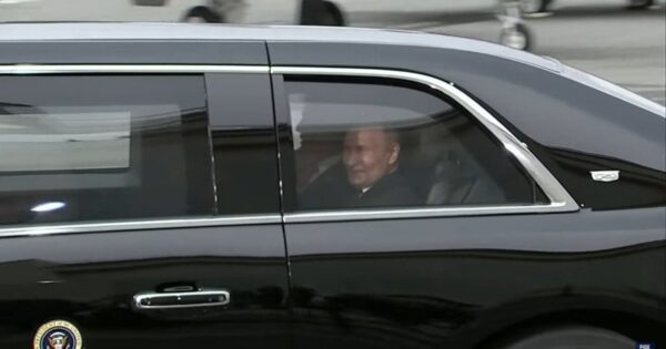 Трамп і Путін в одному лімузині: експерти фіксують порушення протоколу