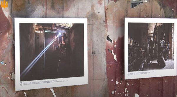 У Києві діє виставка про рік оборони Часового Яру