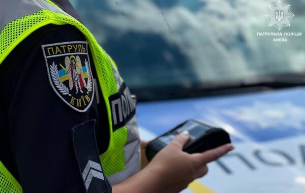 У Києві оштрафували вогневу групу, що їхала збивати дрони – соцмережі