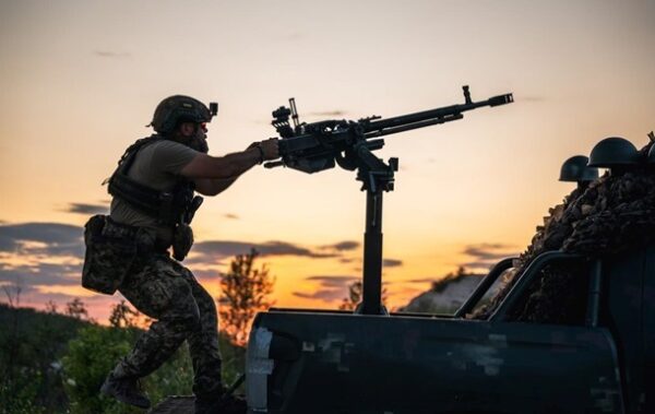 Україну за ніч атакували понад 100 дронів РФ
