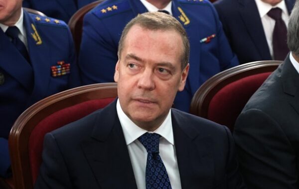 В ISW пояснили причини “ядерних” погроз Медведєва