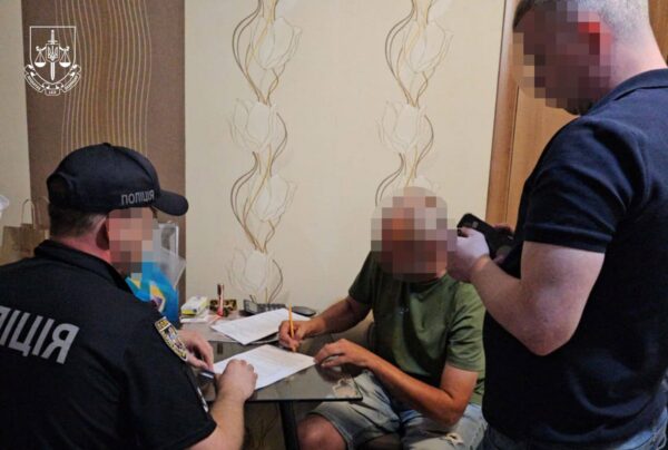 Викрито схему відмивання 160 млн на будівництві Подільського мосту