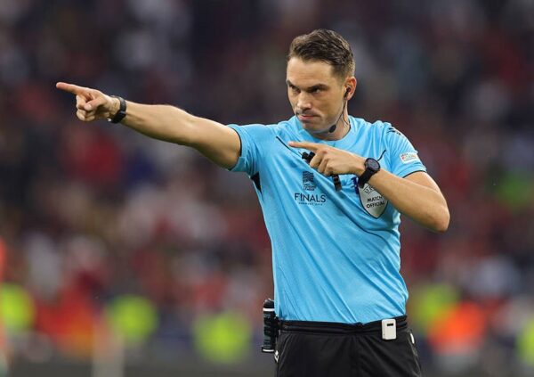 Визначено не надто вдалу для Динамо бригаду арбітрів на матч із Пафосом