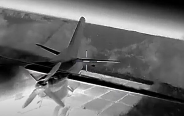 Бійці ГУР спалили два літаки Ан-26 в Криму