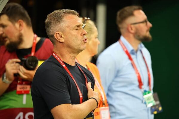 Двоє “гірників” і динамівець склали дебютне тріо збірної в матчі з Францією