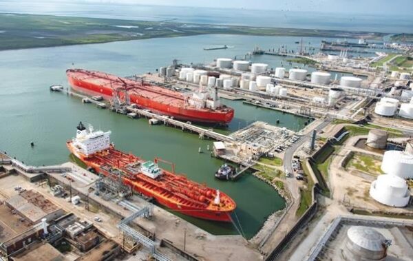 Експорт бензину з портів РФ у серпні впав до нуля