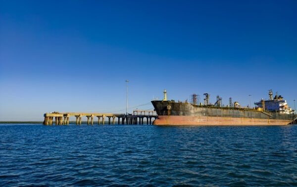 Індія вимагає від РФ великих знижок на нафту – ЗМІ