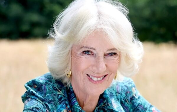 Королева Камілла розповіла, як у юності відбилася від нападника в поїзді