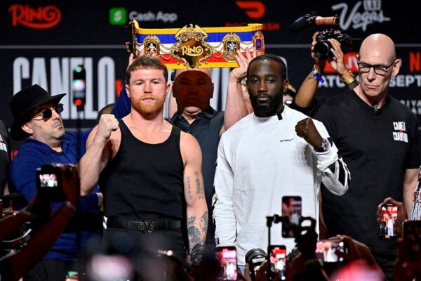 Кроуфорд розкрив мотивацію до бою з Альваресом