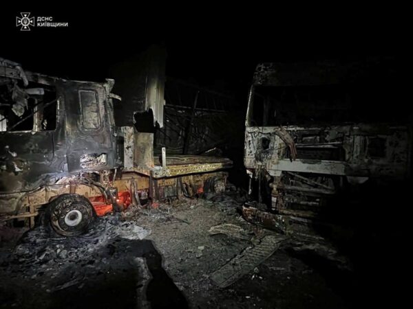 На Київщині після атаки БПЛА горіло підприємство