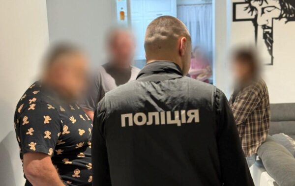 На Прикарпатті затримали на хабарі депутата, що працює в ТЦК