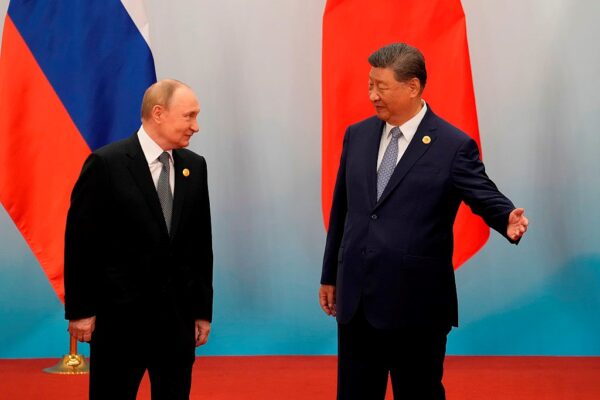 Подарунок Китаю. Росія запустить новий газопровід