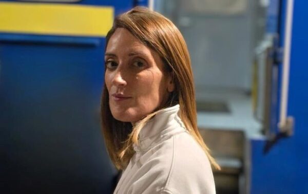 Президент Європарламент прибула з візитом у Київ