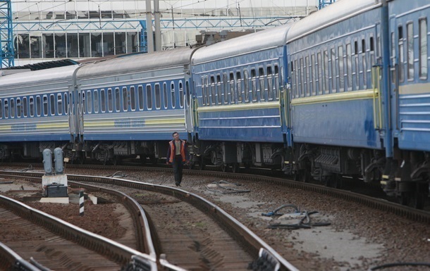 Новини України - РФ вдарила по залізниці: які потяги затримуються