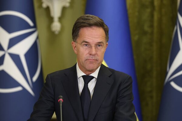 Рютте попередив про зростаючу загрозу з боку РФ