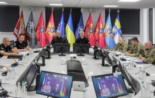 Шмигаль прибув на засідання Рамштайну у Лондоні