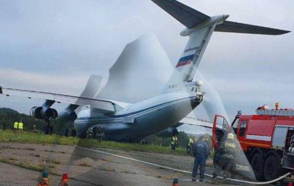 Соцмережі: В Росії Іл-76 здійснив аварійну посадку