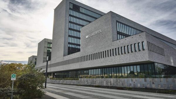 У Нідерландах арештували підлітків за підозрою у шпигунстві на користь РФ