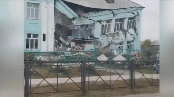 У Росії обвалилися дві школи