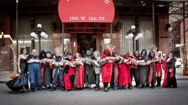 У США живе найдовша змія світу