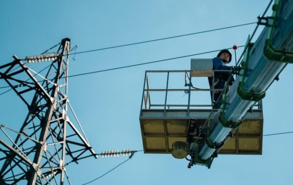 Укренерго повідомило про відключення у двох областях