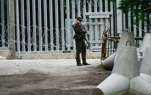 Новини світу - Закриття кордону Польщі з Білоруссю перекрило перевезення між КНР і ЄС - ЗМІ