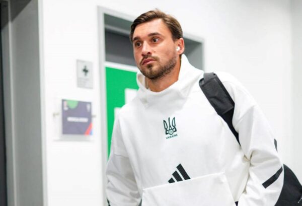 Замість Луніна: Ребров терміново викликав нового воротаря