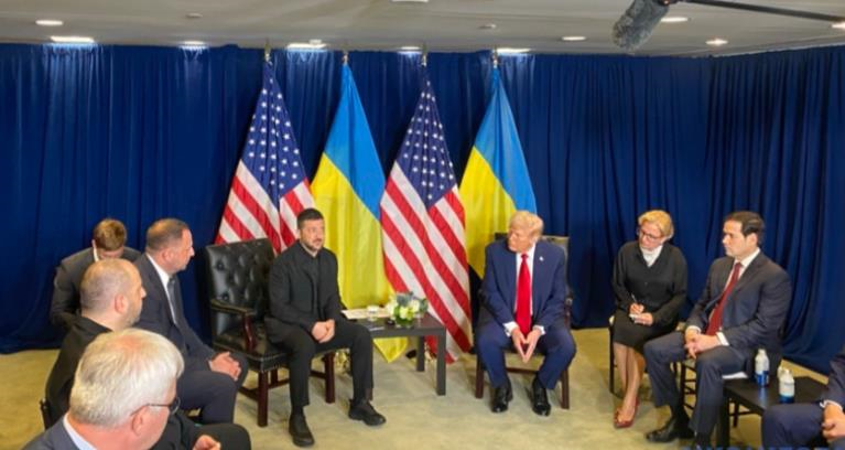 Новини політики - Зеленський і Трамп зустрілися в Нью-Йорку