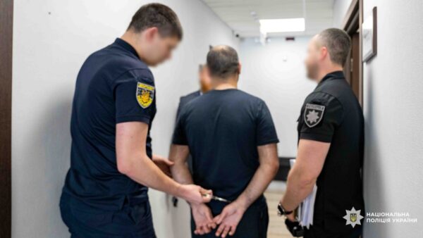 Знешкоджено хакерів, які інфікували вірусами мережі світових компаній