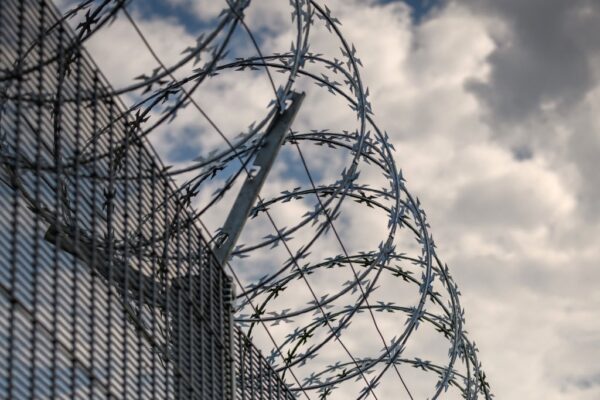 Латвія видворяє понад 800 росіян