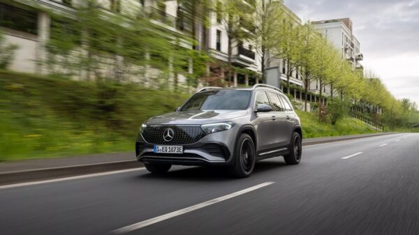 Mercedes знімає з виробництва свій найдоступніший електрокар