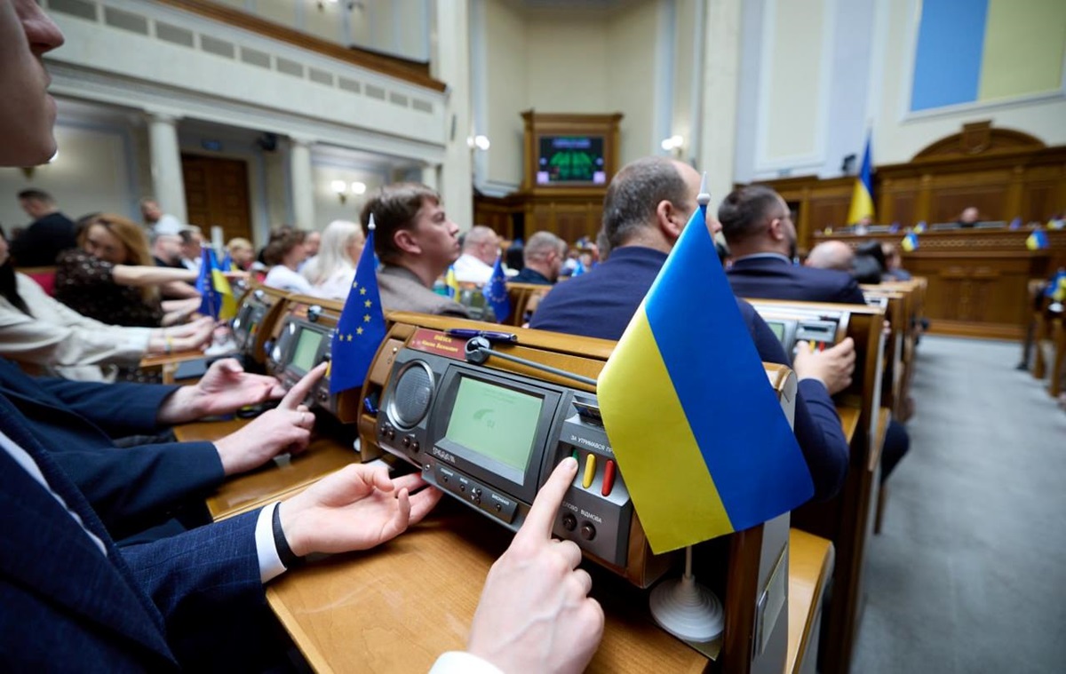 Новини України - Рада підтвердила неможливість місцевих виборів