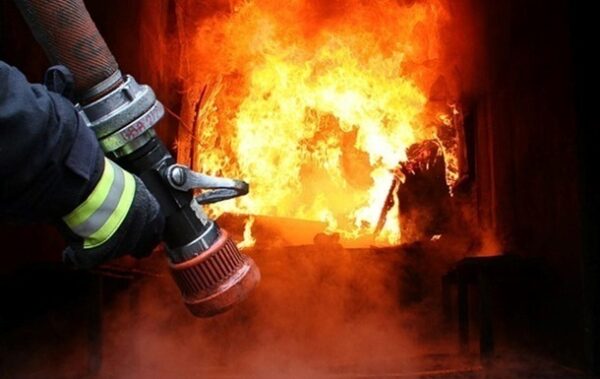 РФ масовано атакує Харківщину: у Чугуєві пожежі