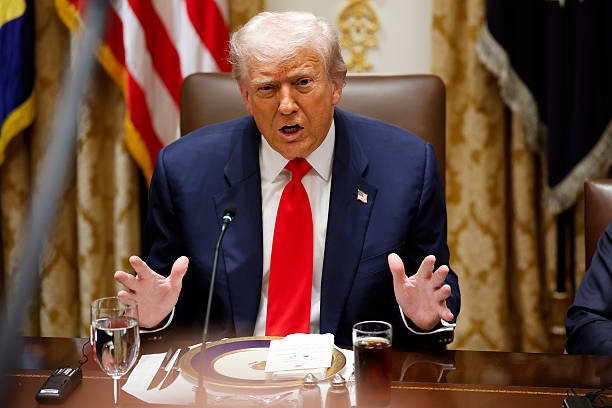 Новини світу - Трамп: Четвертий рік. Путін мав виграти за тиждень