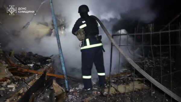 Сумщина: рятувальники ліквідували пожежу, спричинену російською атакою